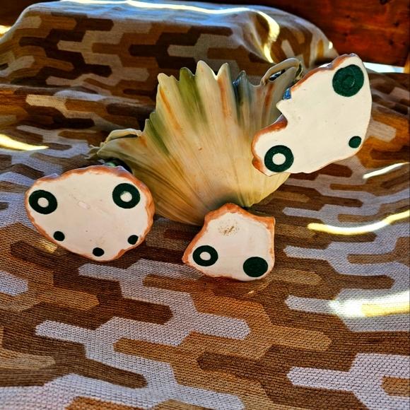 Vintage Nymphs Seashell Dish - Picture 6 of 6